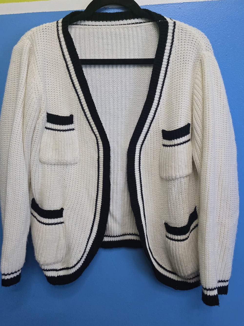 DAZY Cream Black Contrast Trim Knit Cardigan Sweater Size S Preppy Chic